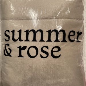 Summer and rose robe